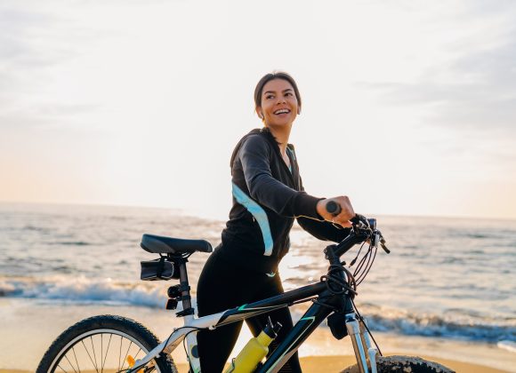 Abril Saúde Mil! woman doing sports in morning