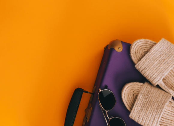 Faça a mala de viagem com estilo e praticidade capa-julho_trendynotes